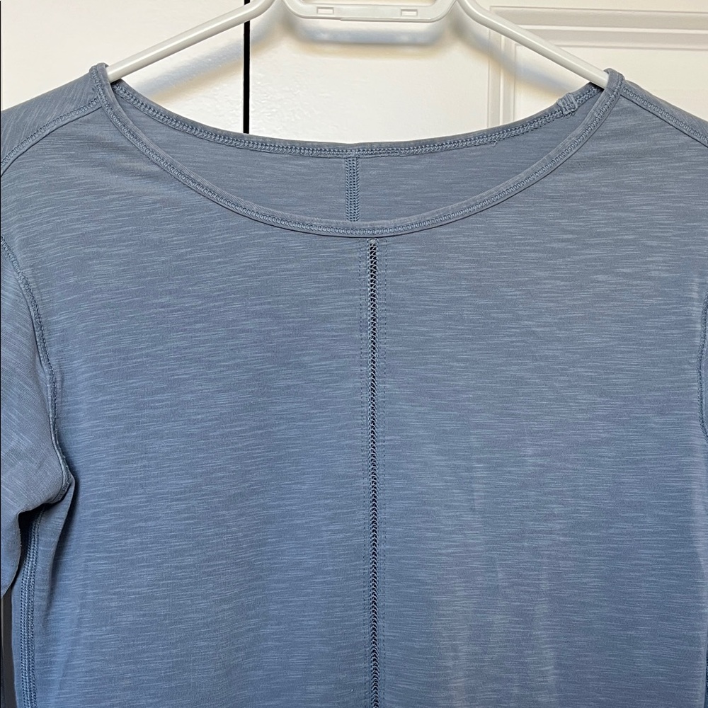 Lululemon Superb Long Sleeve Women's Top - Picture 5 of 10